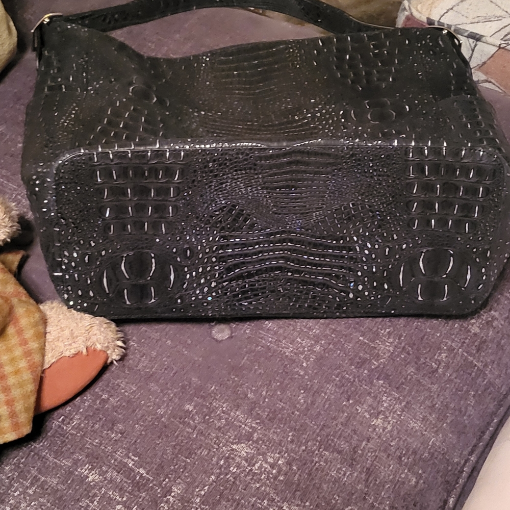 Brahmin Parin - Picture 5 of 5